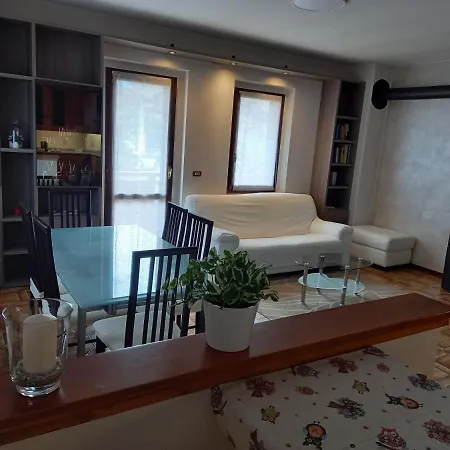 Emidia بيت للعطل Raveo