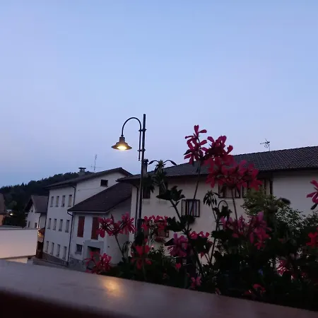 Emidia * Raveo