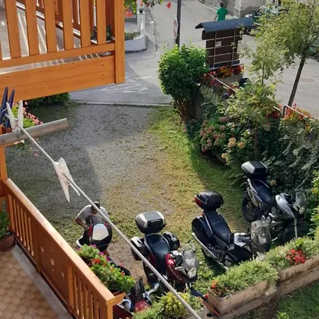 Ferienhaus Emidia Raveo
